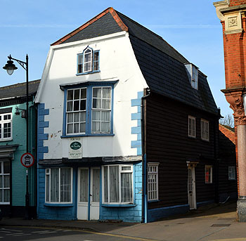 6 Market Square February 2013